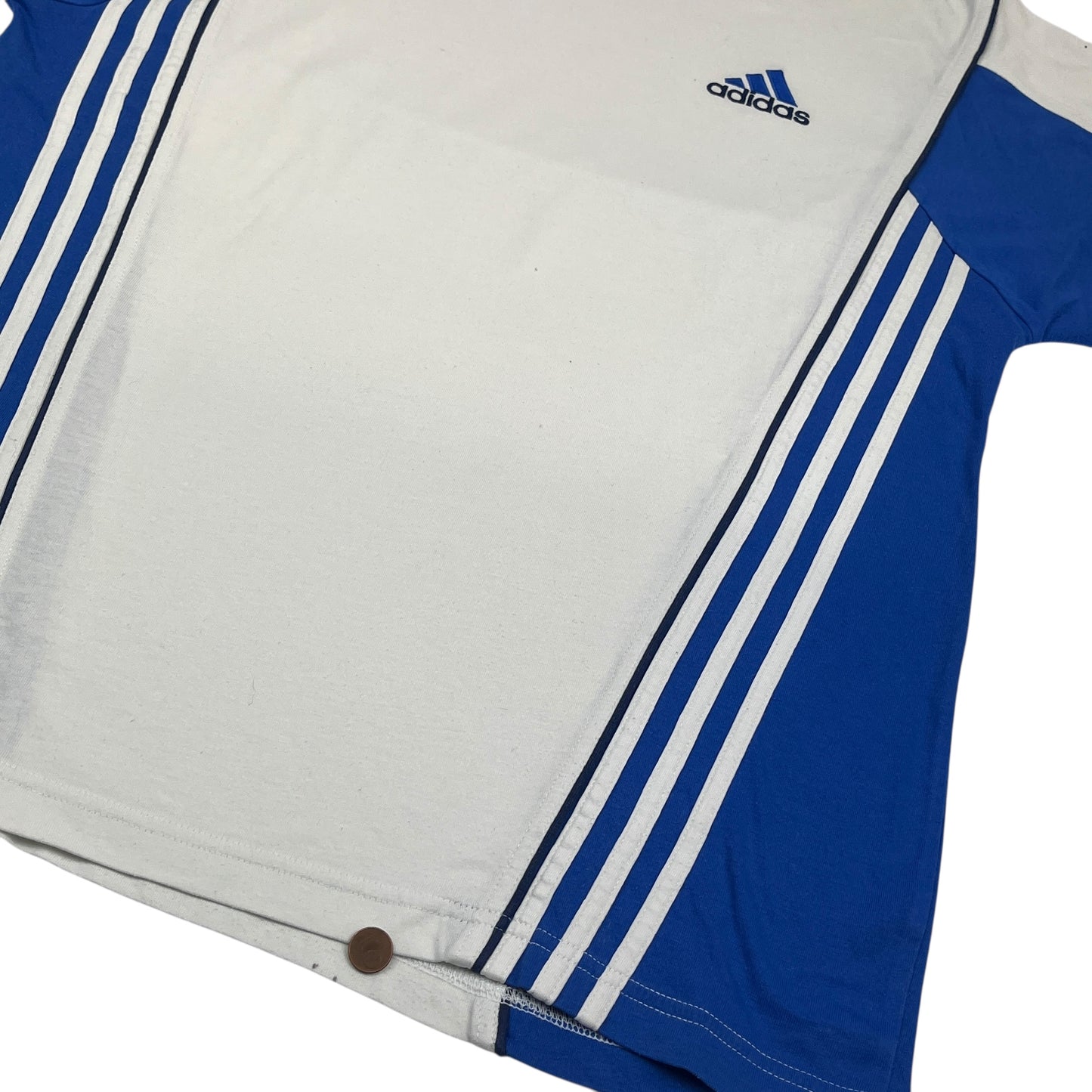 Adidas 2000s Tshirt