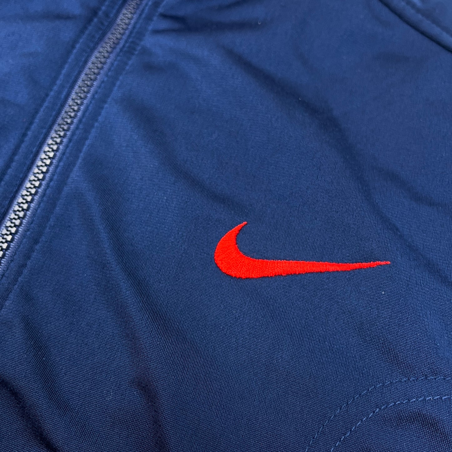 01817 Nike 90s Tracktop
