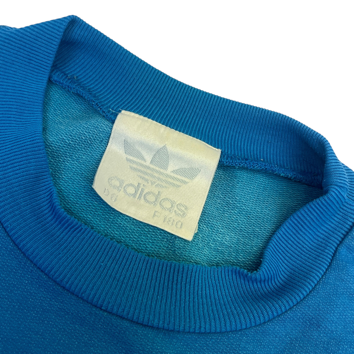 ADIDAS 90s Sweater