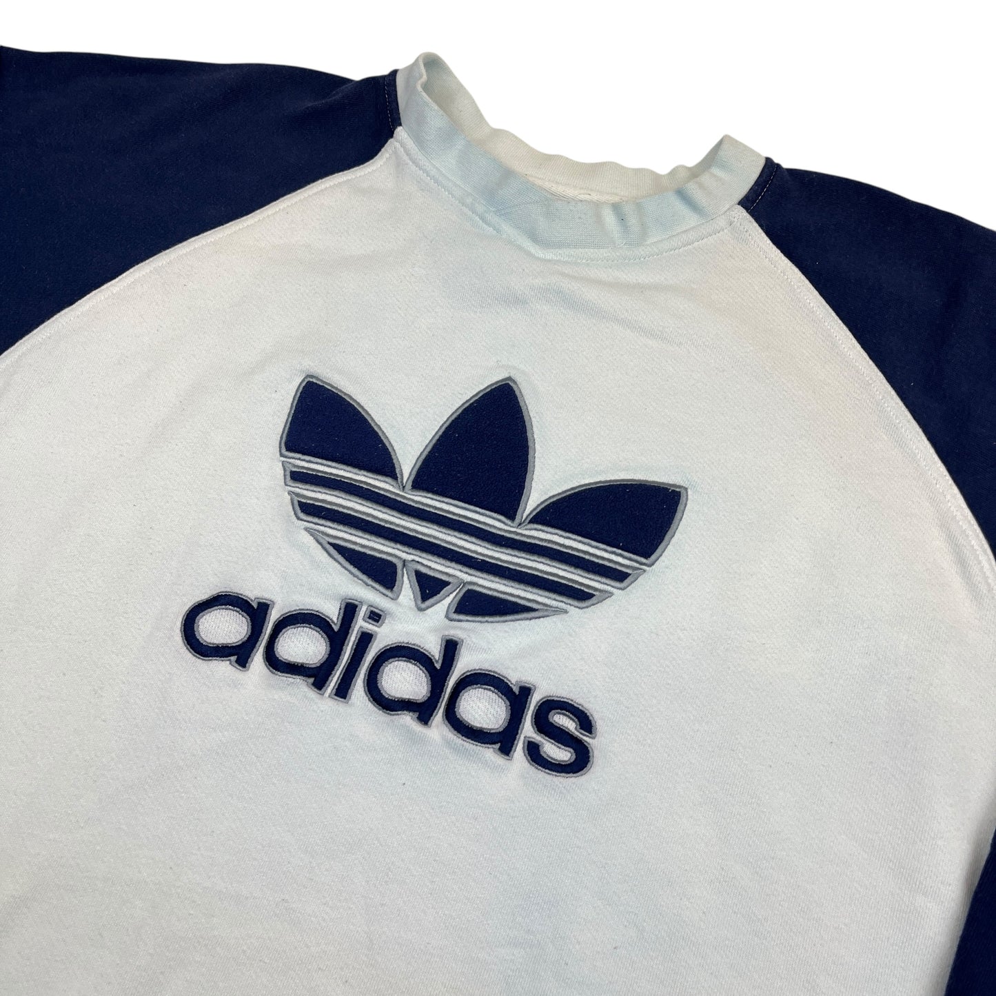 02620 Adidas 90s Logo Sweater