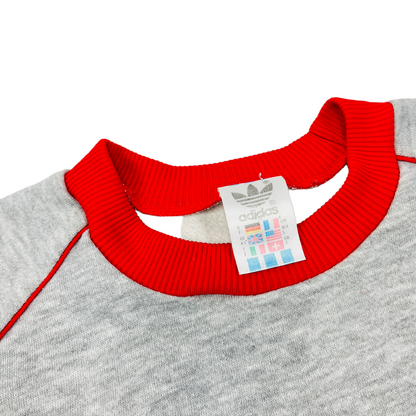 01627 Adidas 80s Sweater