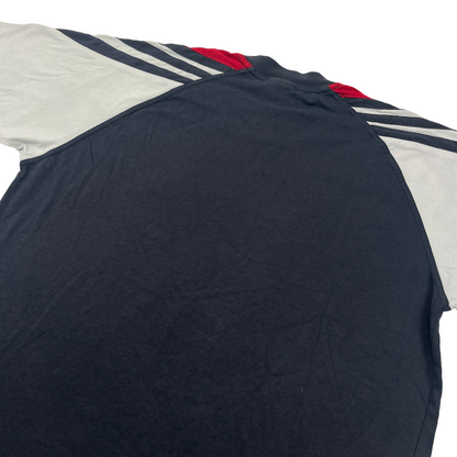 01975 Adidas 90s Tshirt