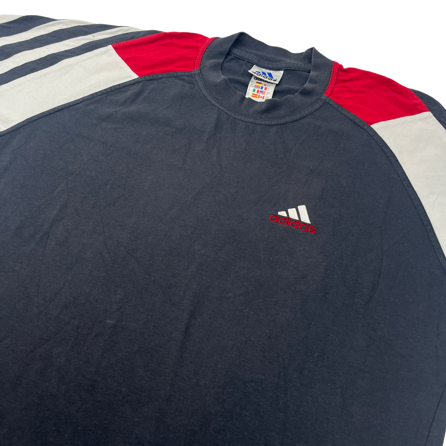 01975 Adidas 90s Tshirt