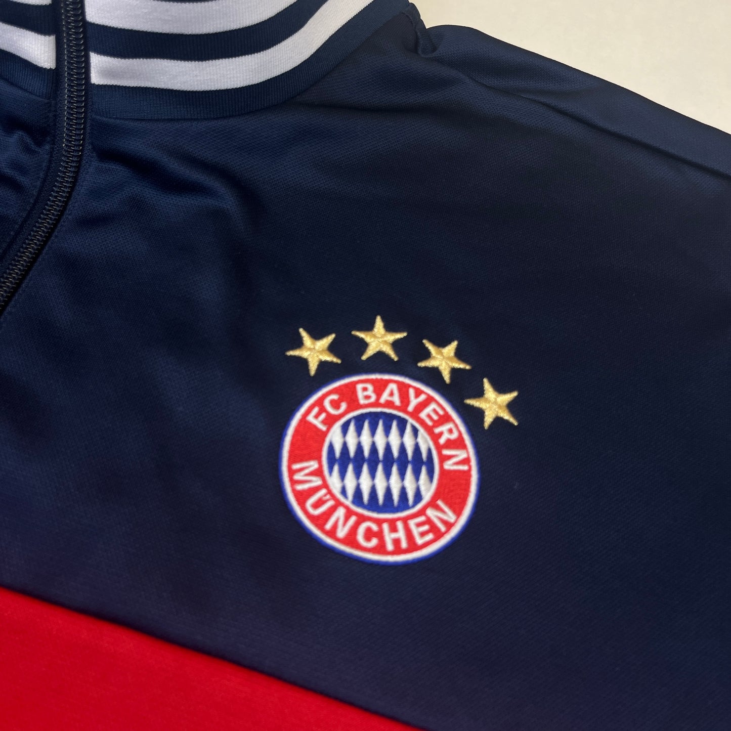 02099 Adidas Bayern München 2000s Tracktop