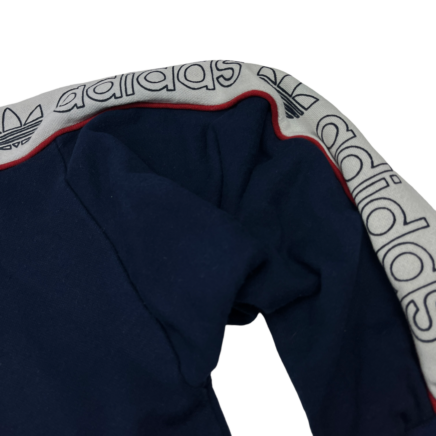 01670 Adidas 80s Sweater