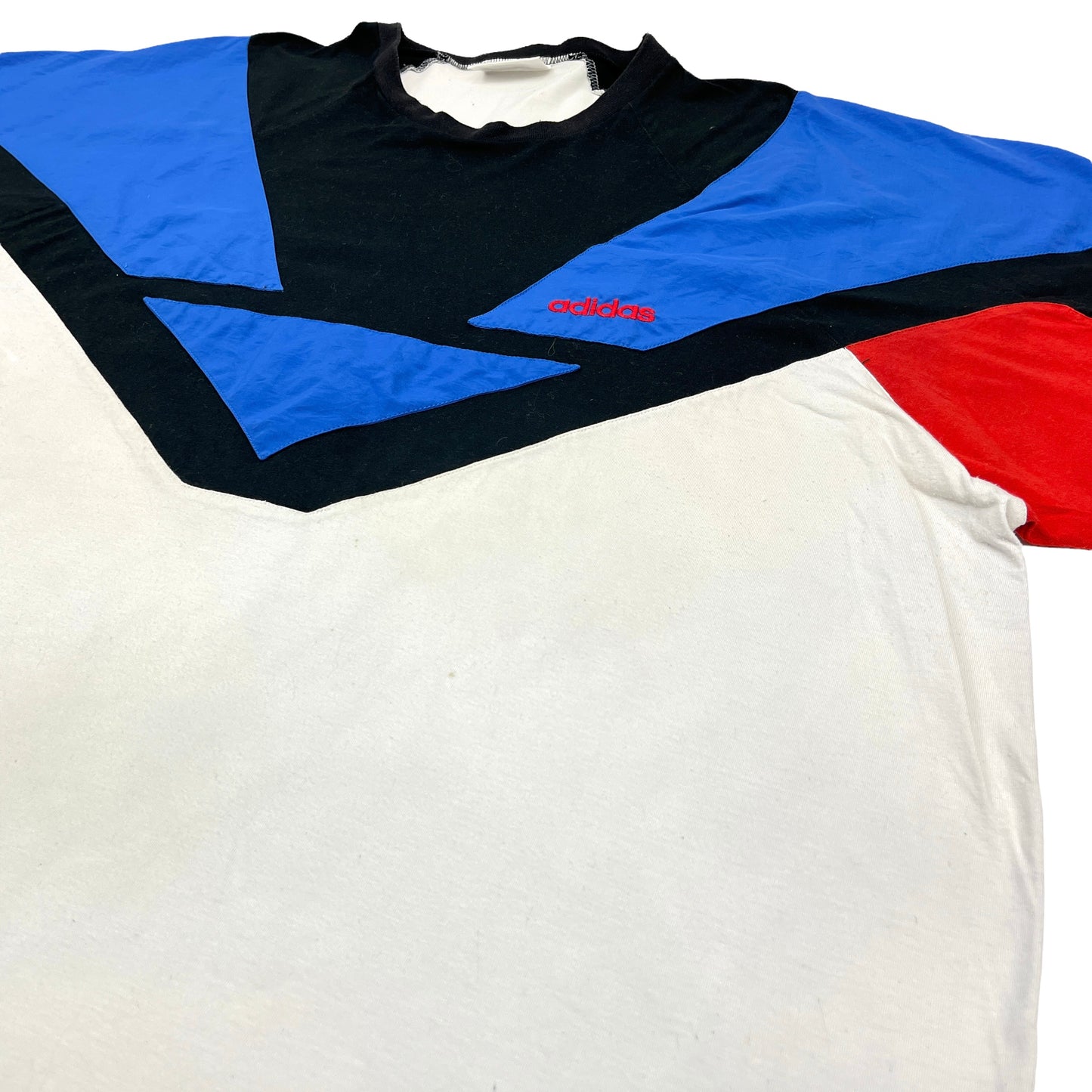 0885 Adidas Vintage 80s Tshirt