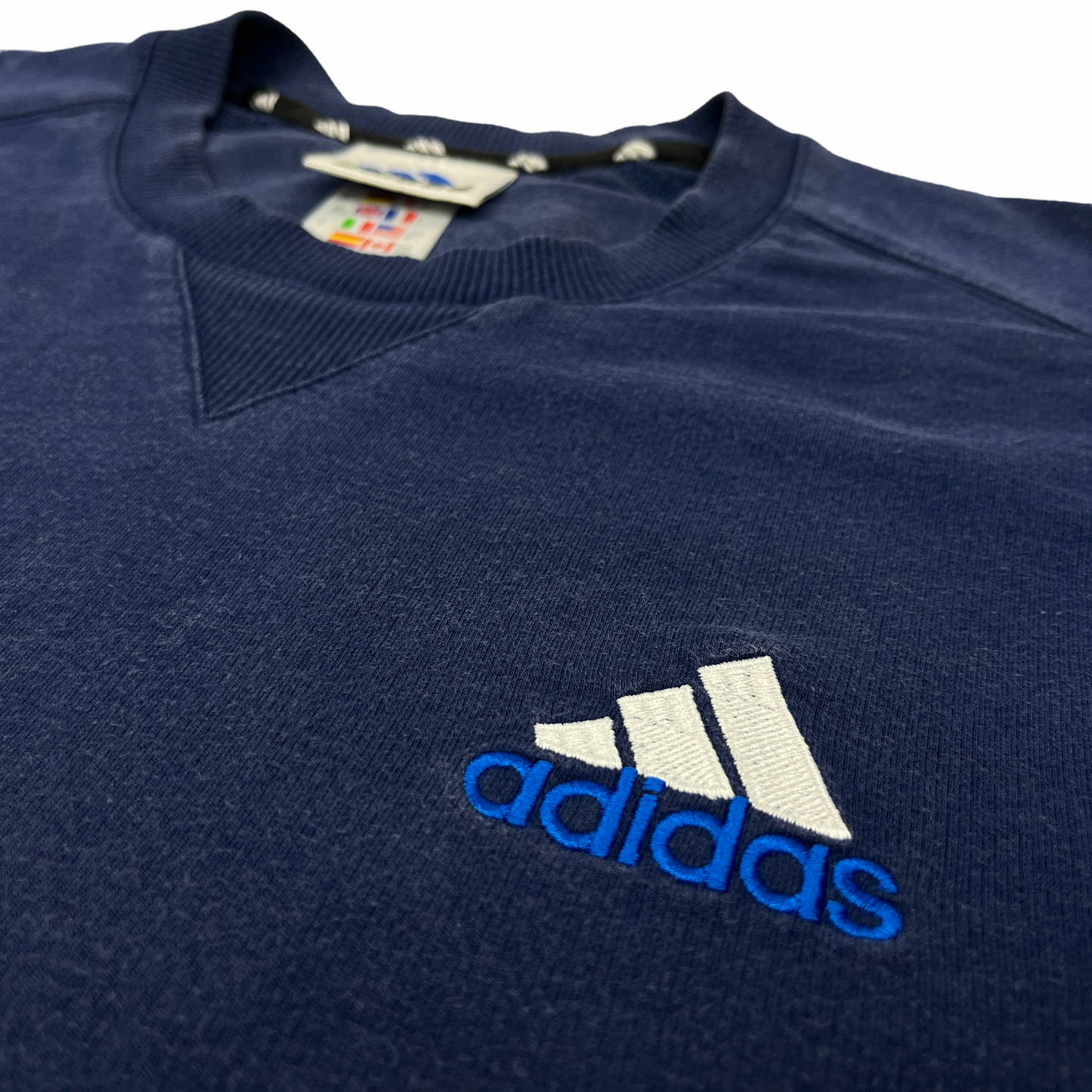 0798 Adidas Vintage 90s T-Shirt