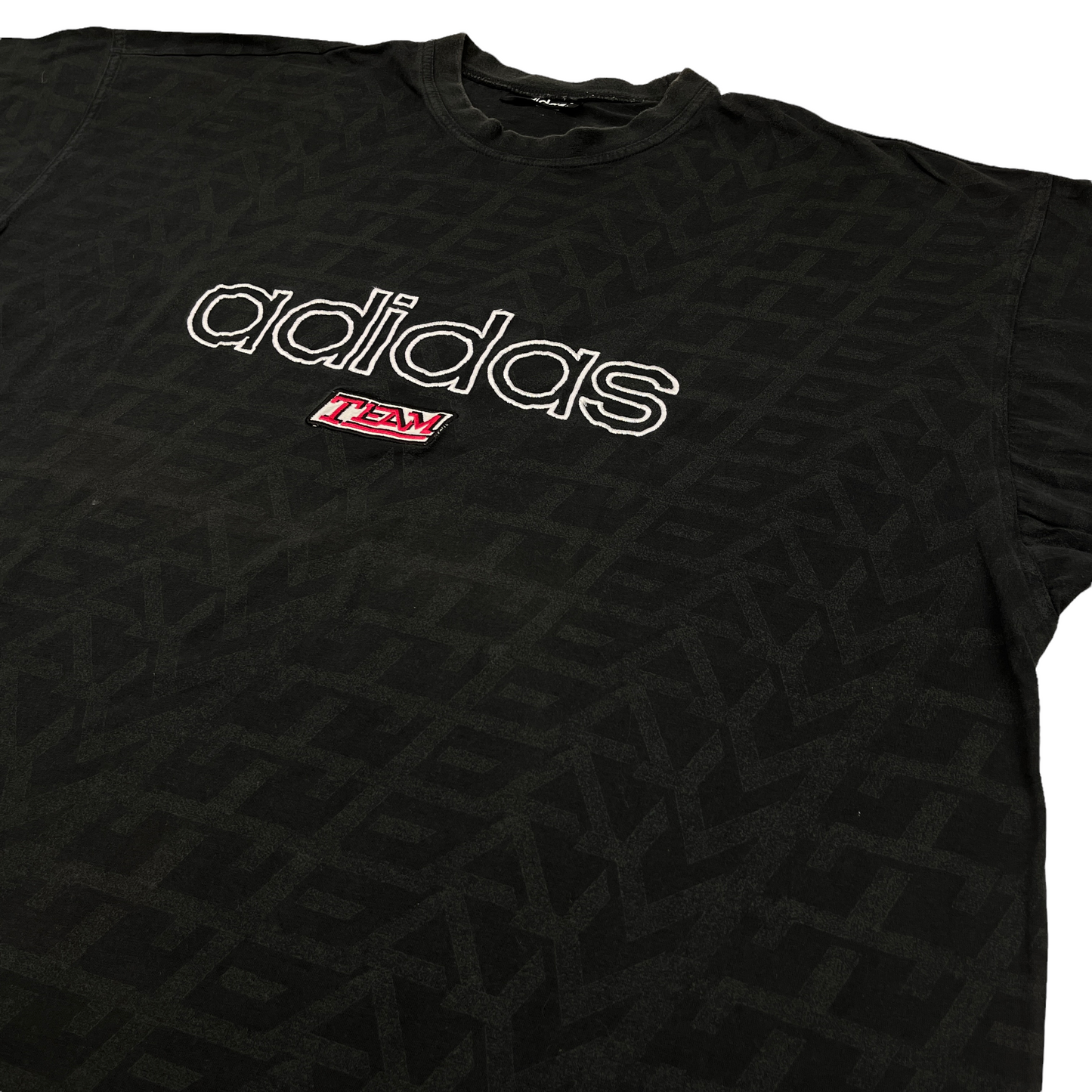 0928 Adidas 90s Team Logo Tshirt