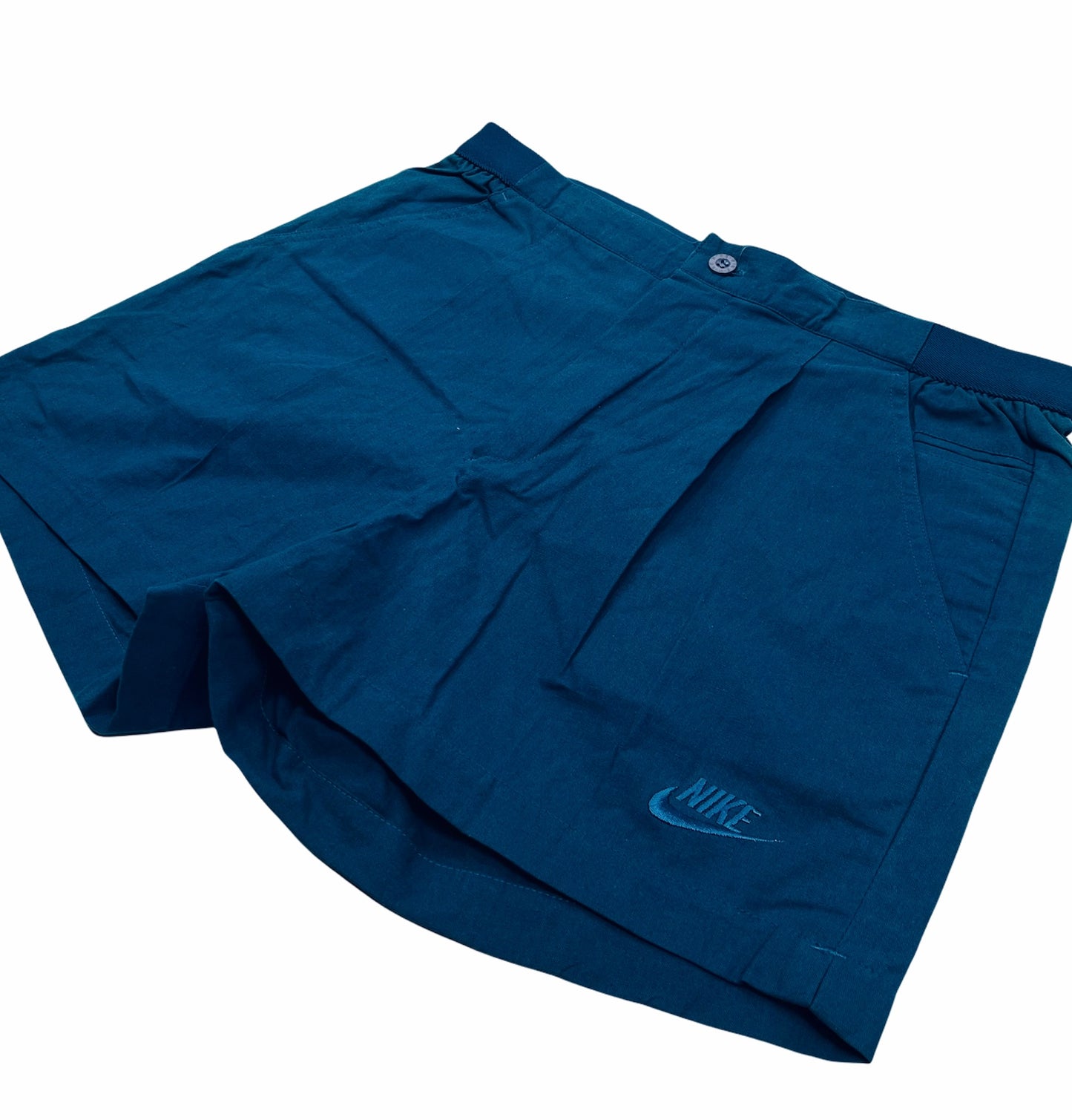 0642 Nike Vintage 80s Challenge Court Tennis Shorts