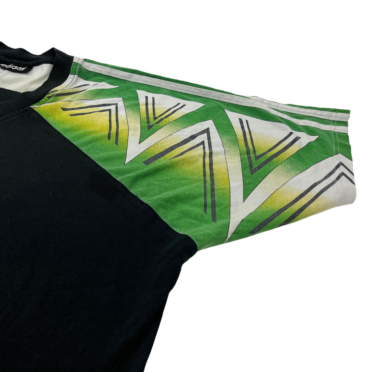 0829 Adidas Vintage 90s Tshirt