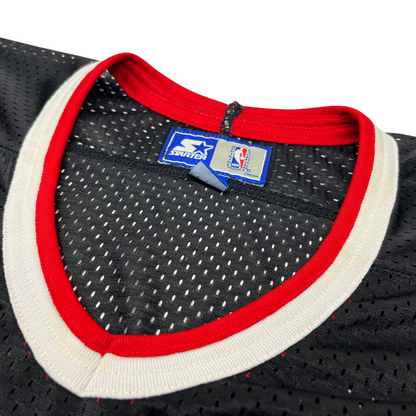 01156 Starter Vintage Chicago Bulls Warmup Jersey
