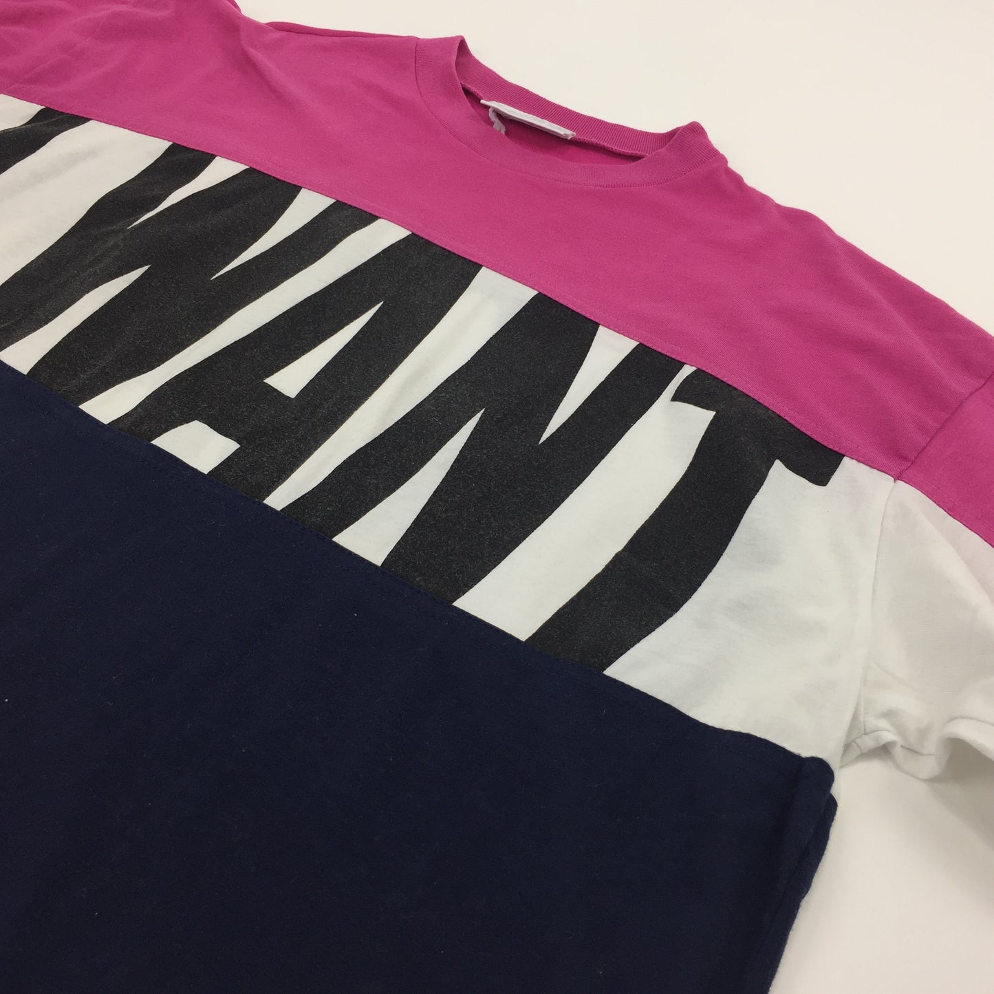 0545 Adidas Vintage Want&Can 90s Basketball T-Shirt