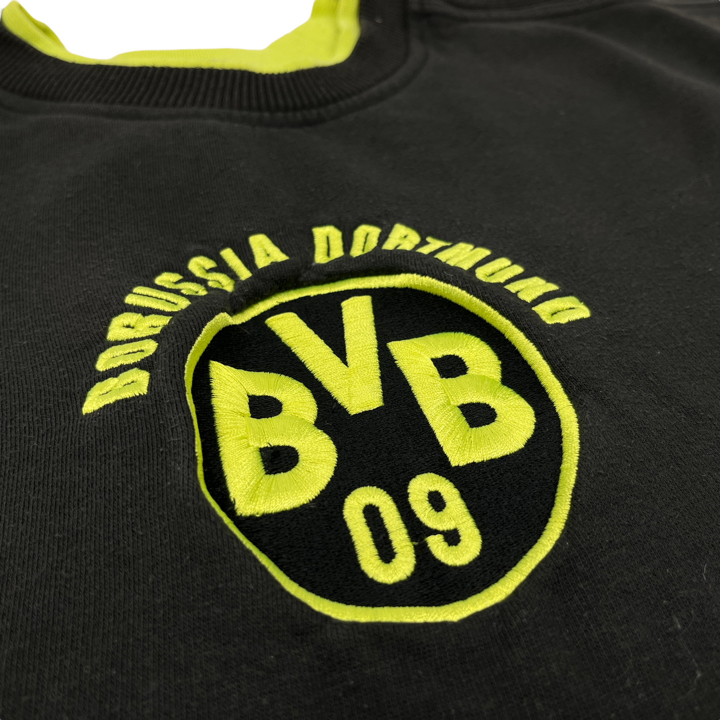0938 Nike Vintage 90s Borussia Dortmund Sweater
