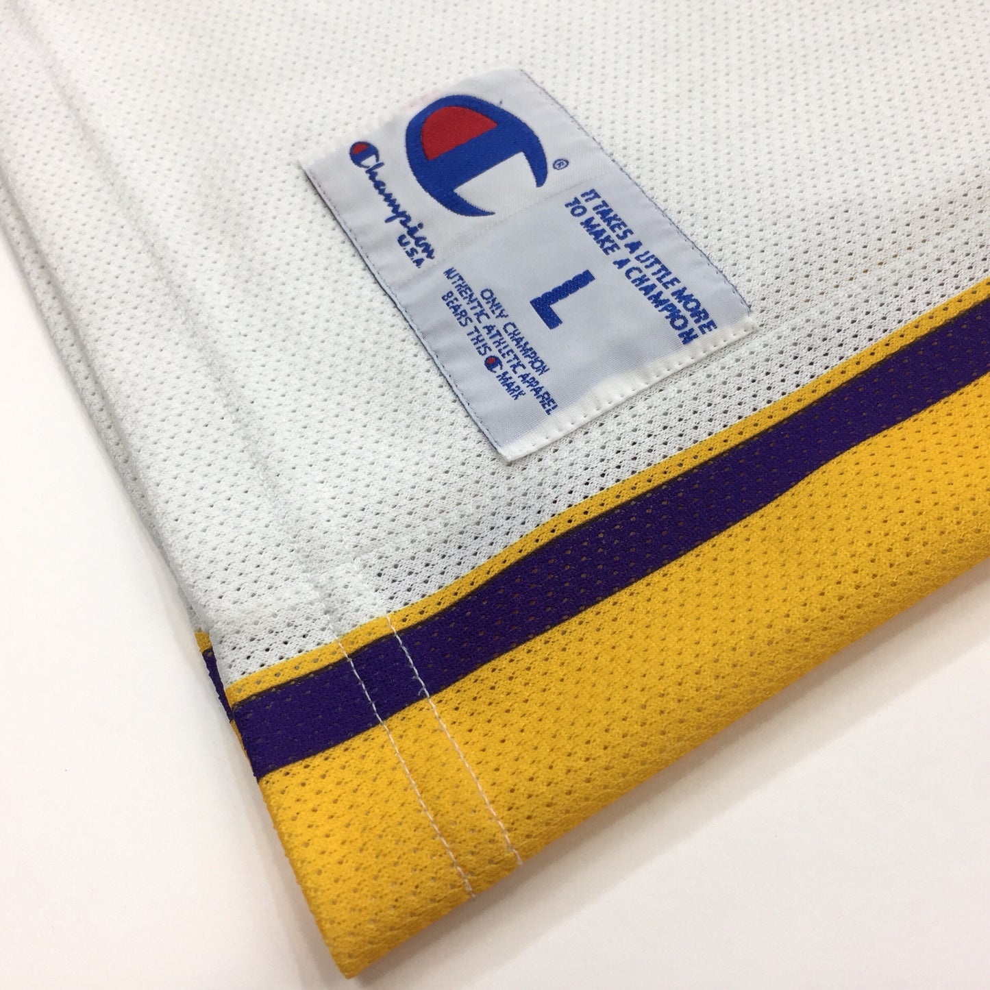 0380 Champion Vintage LA Lakers Bryant Jersey