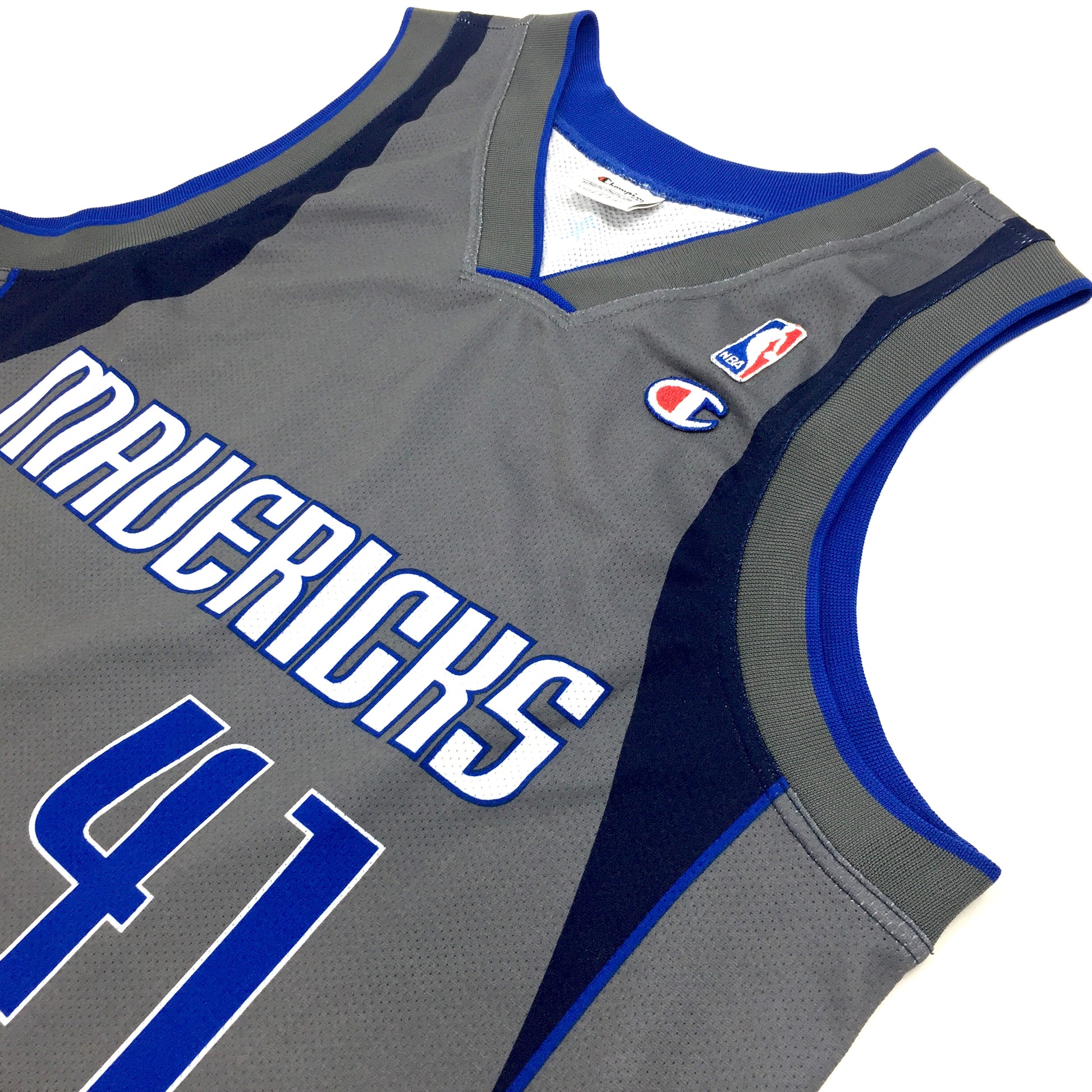 0416 Champion Vintage Dallas Mavericks Nowitzki Jersey – PAUL'S FANSHOP