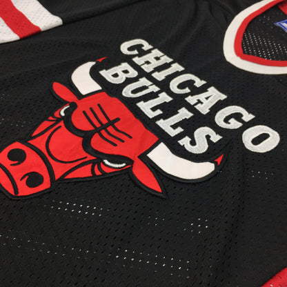 0310 Starter Vintage Chicago Bulls Team Jersey