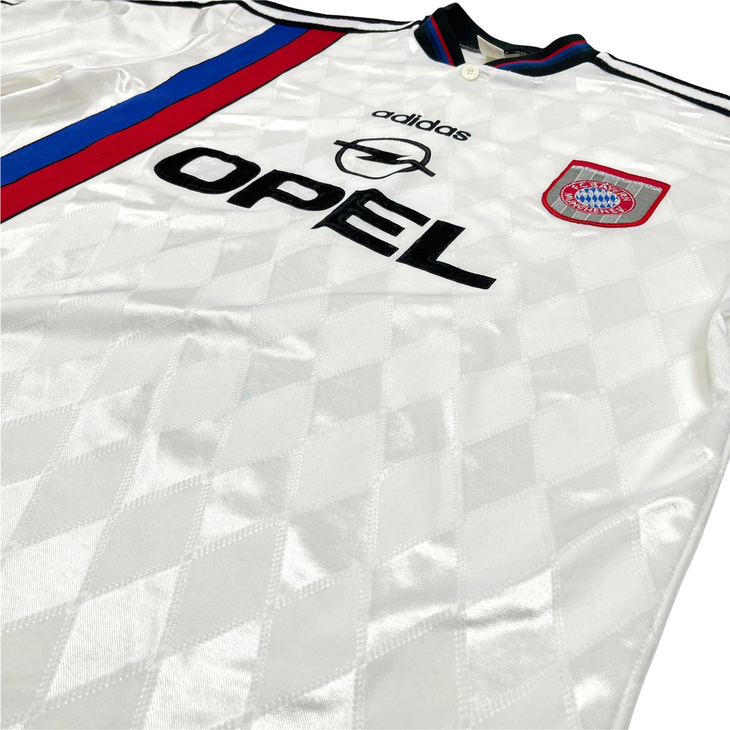 0734 Adidas Vintage FC Bayern München 97/98 Away Jersey