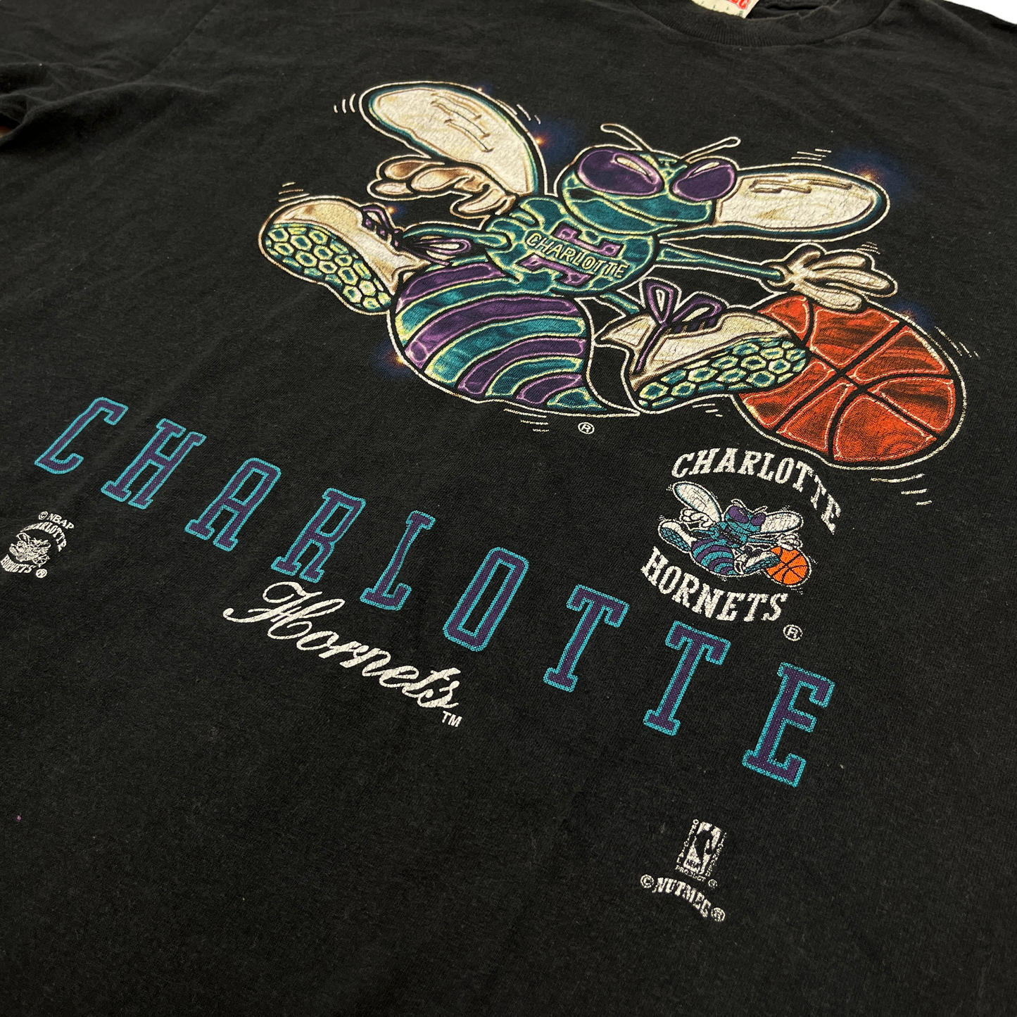 01367 Nutmeg Charlotte Hornets T-Shirt