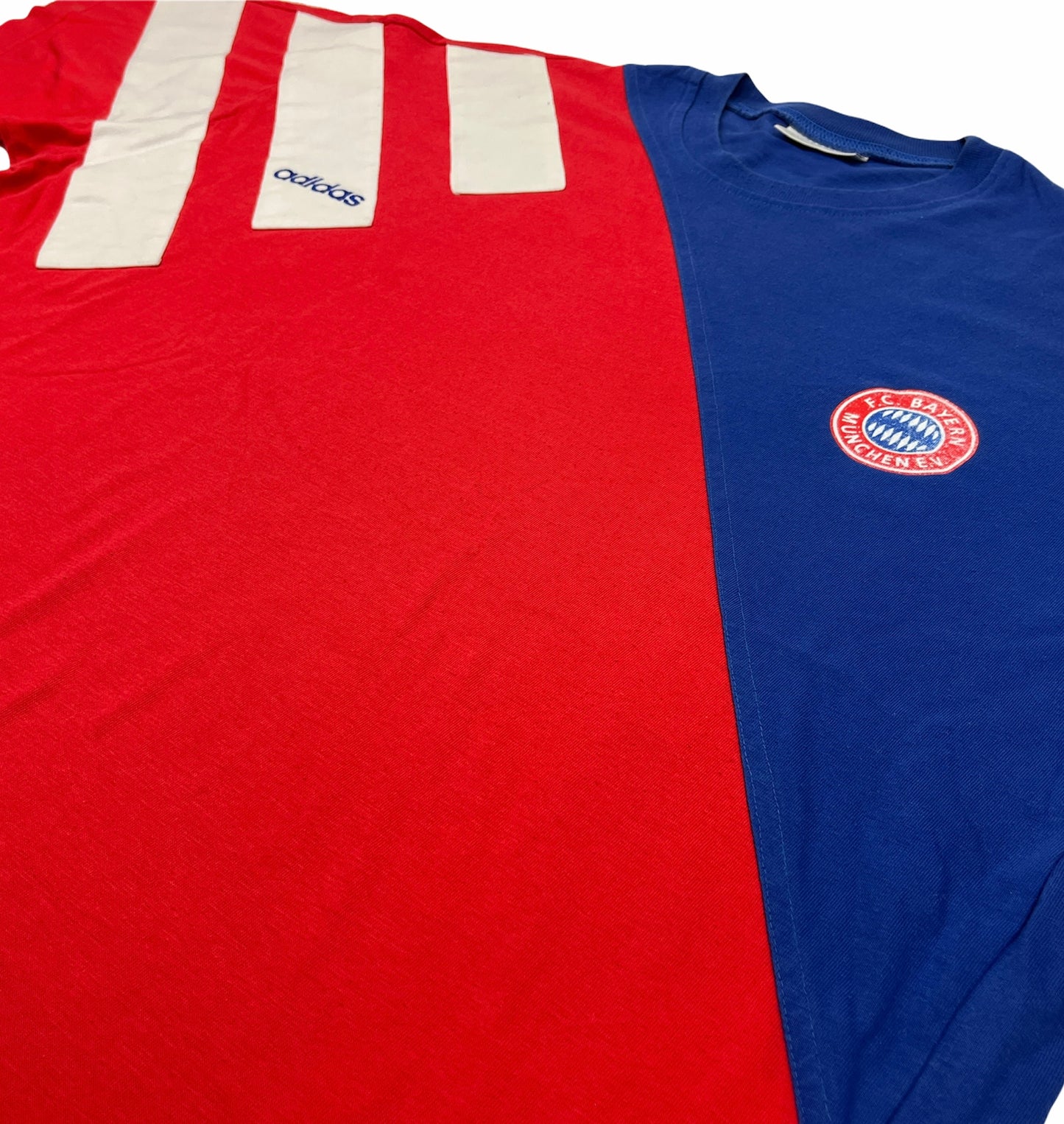 0732 Adidas Vintage FC Bayern München 90s Tshirt