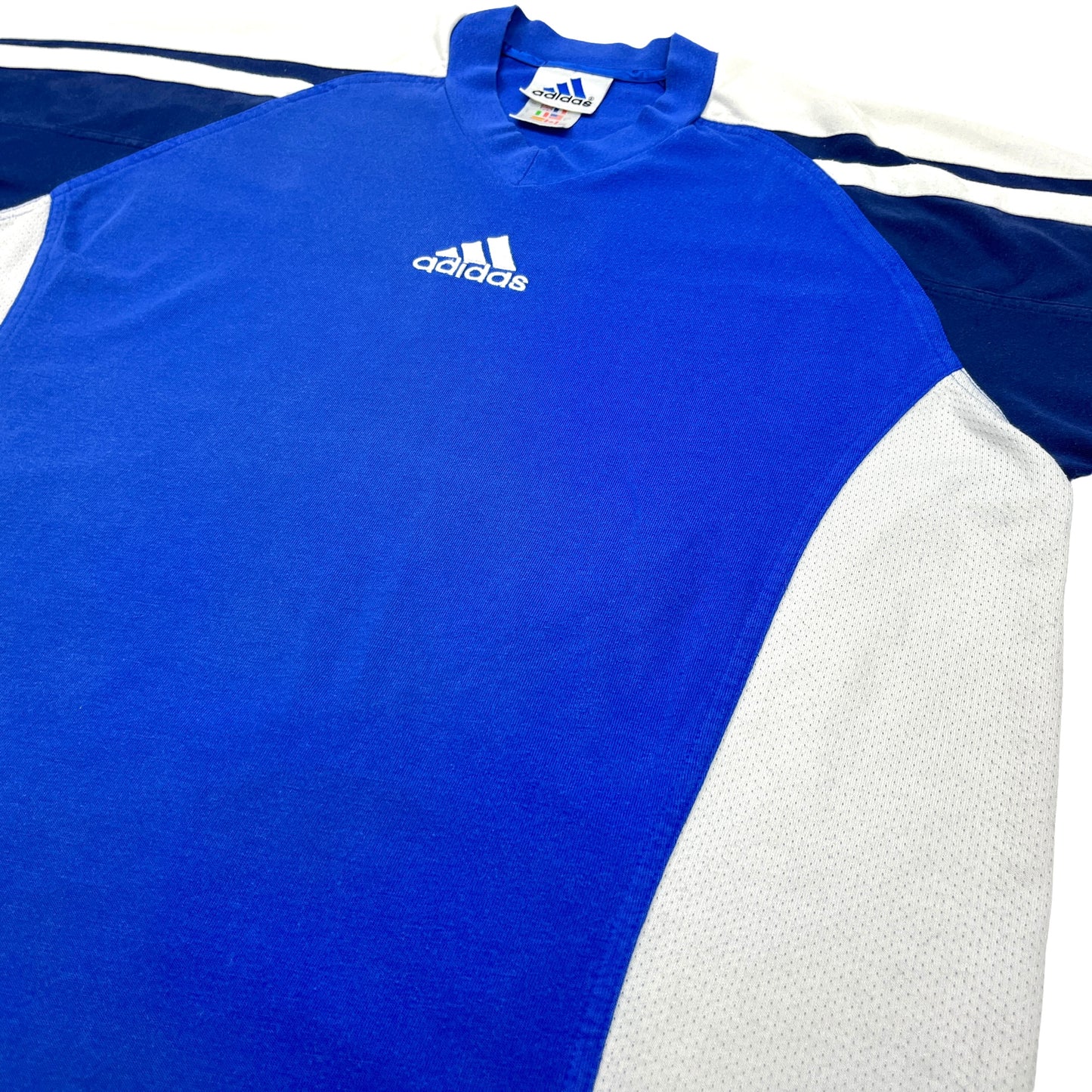 0799 Adidas Vintage 80s T-Shirt