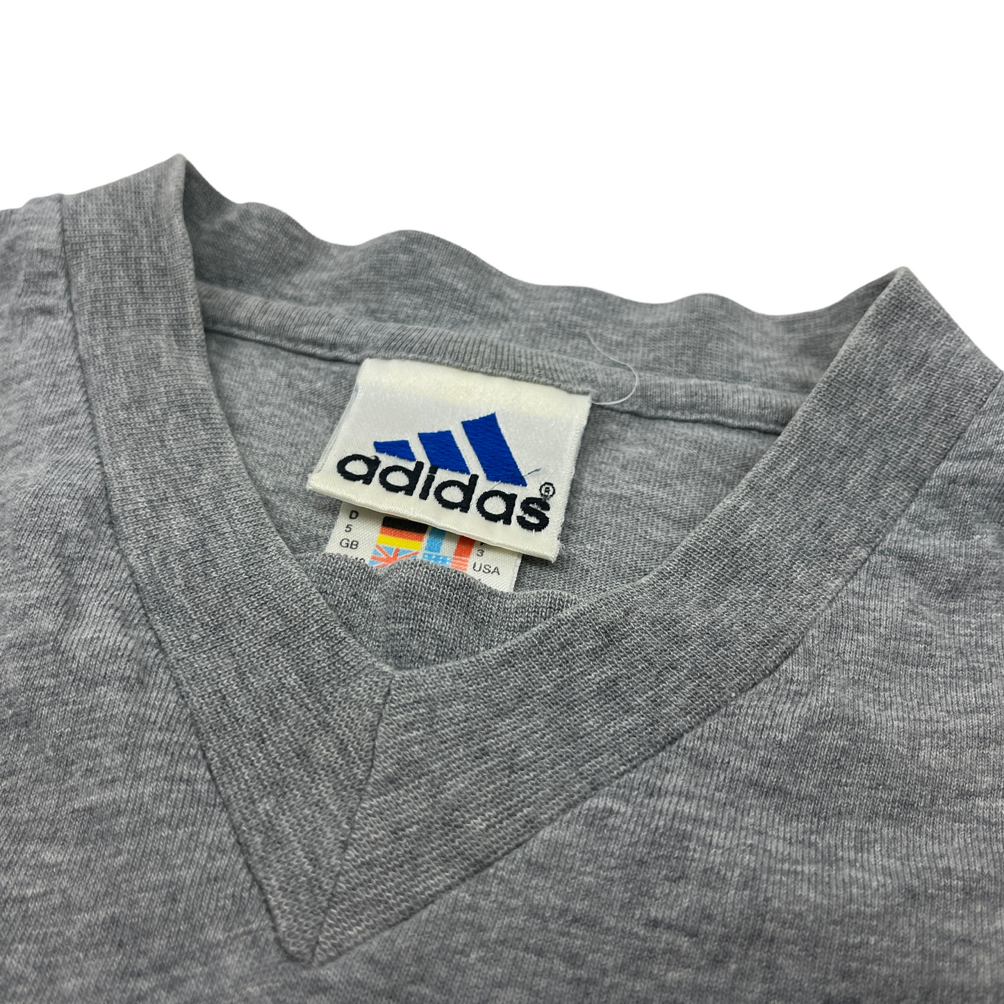 01006 Adidas Vintage 00s Tshirt