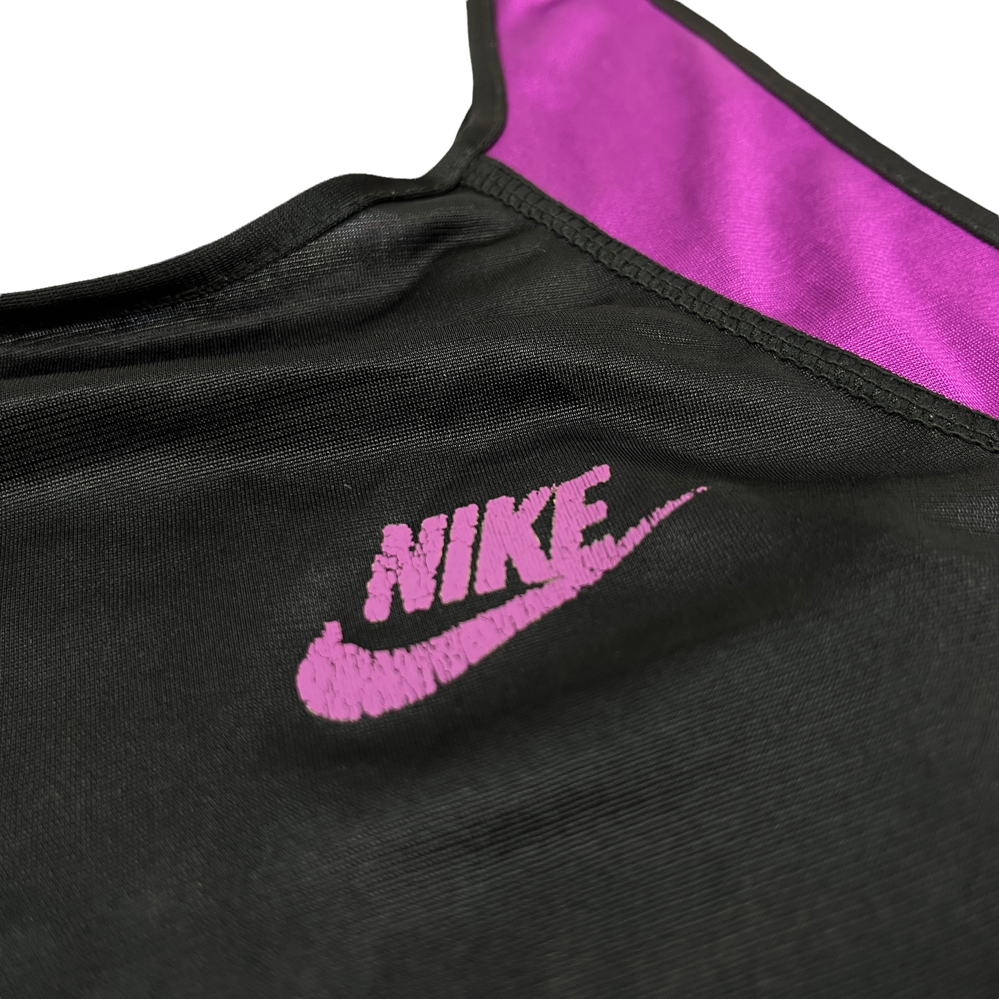 0875 Nike 80s Running Shirt