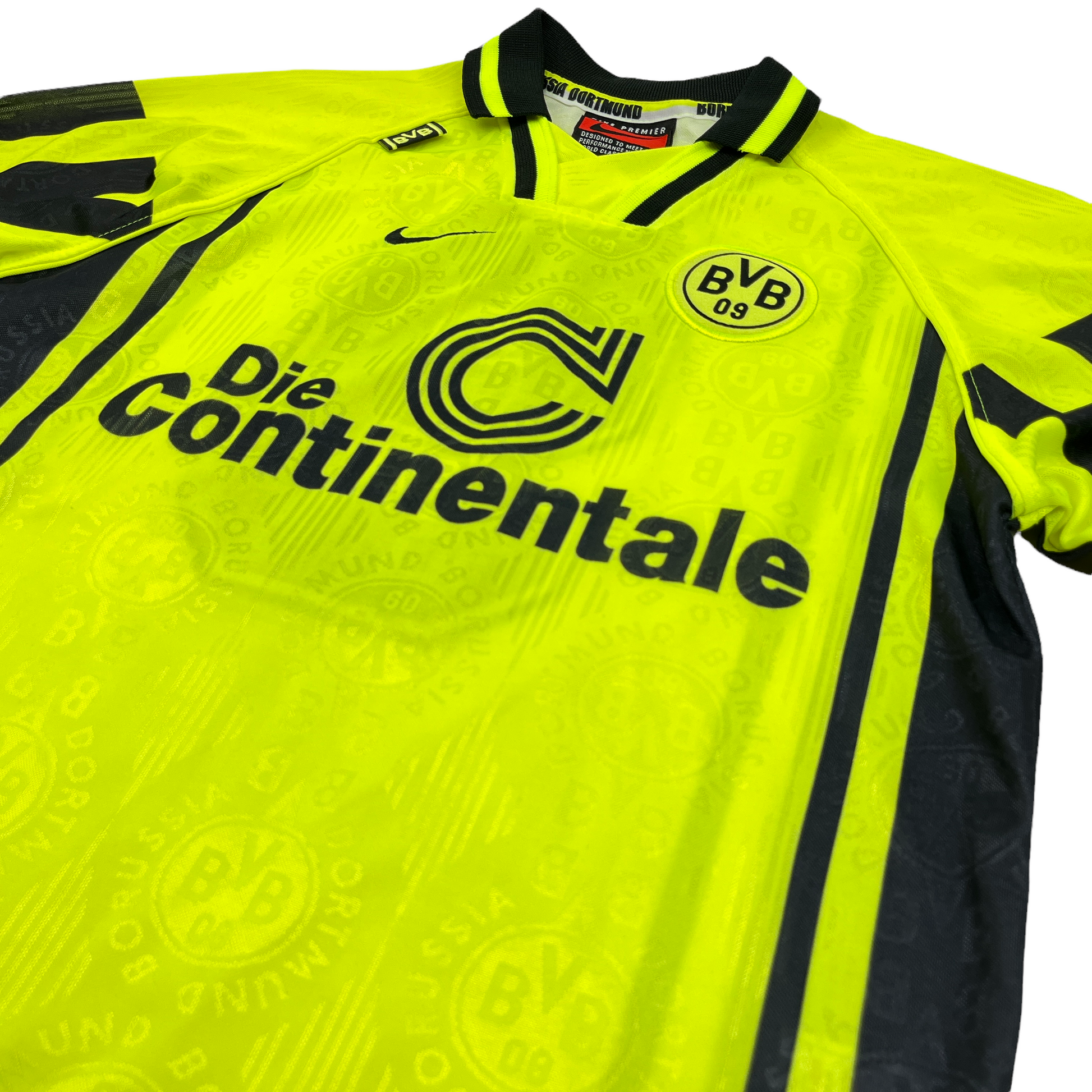 Football Shirt Union | 1996-97 Borussia Dortmund CL Away Kit