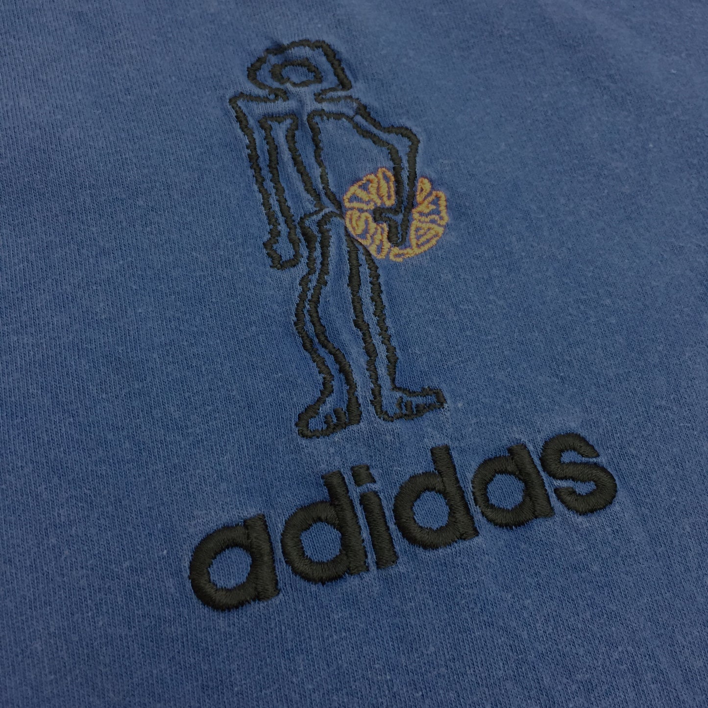 0037 Adidas Streetball Basketball Vintage T-Shirt
