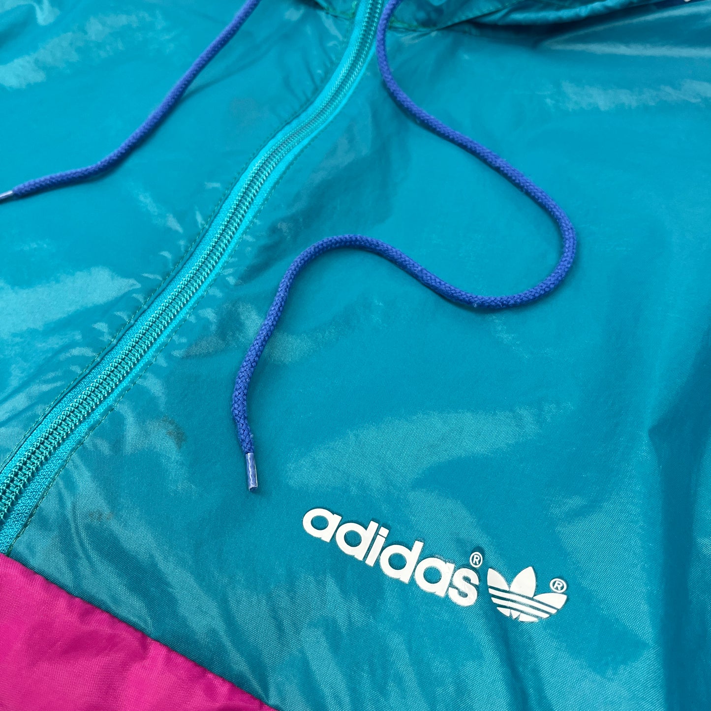 01408 Adidas Vintage Raincoat