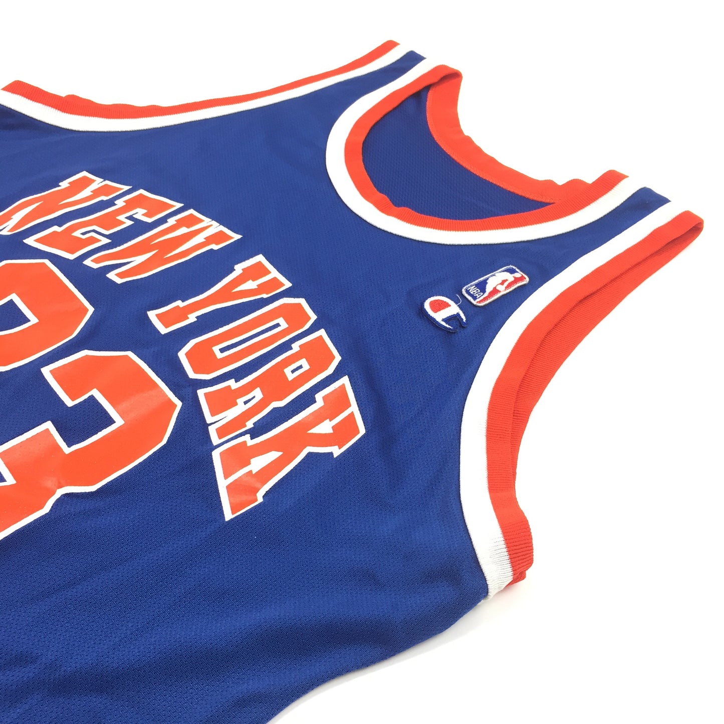 0272 Champion Vintage New York Knicks Ewing Jersey