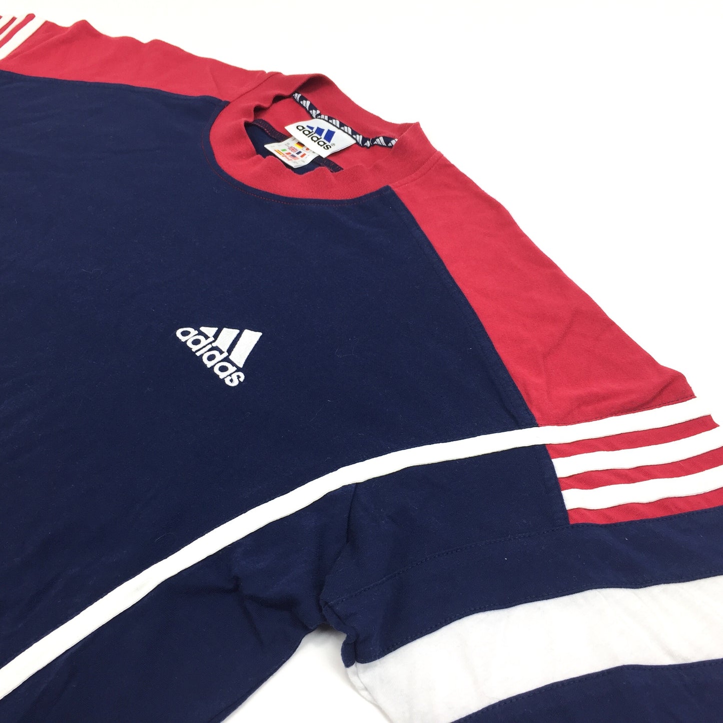 0284 Adidas Vintage Logo T-Shirt