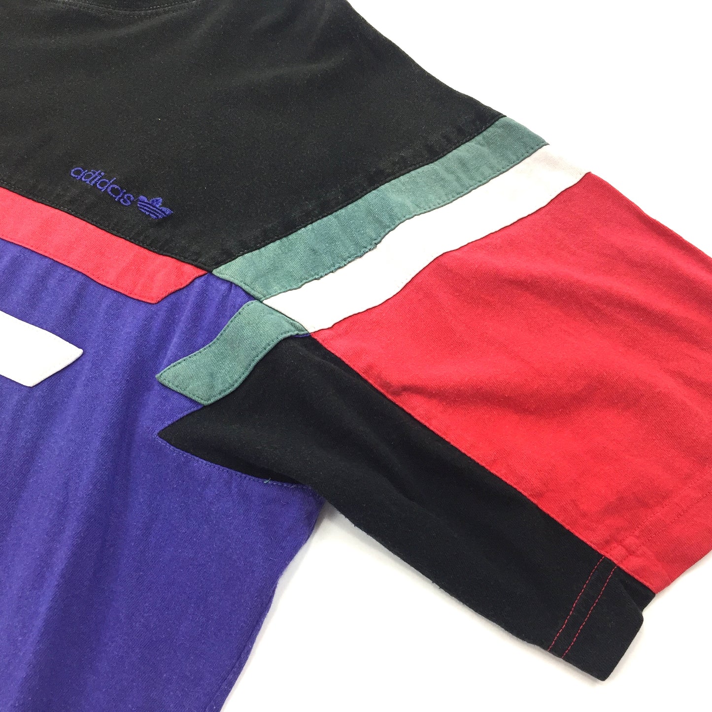 0547 Adidas Vintage 80s Logo T-Shirt
