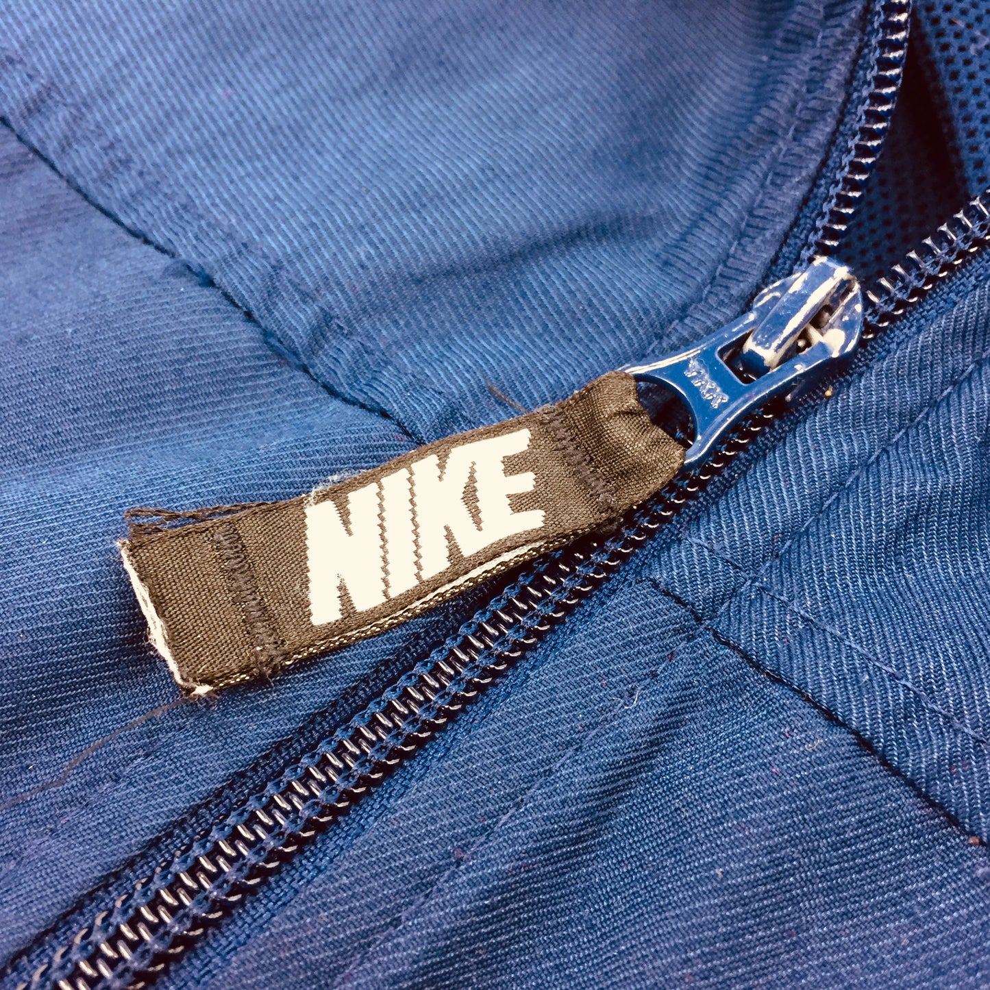 0565 Nike Vintage 90s Big Swoosh Jacket