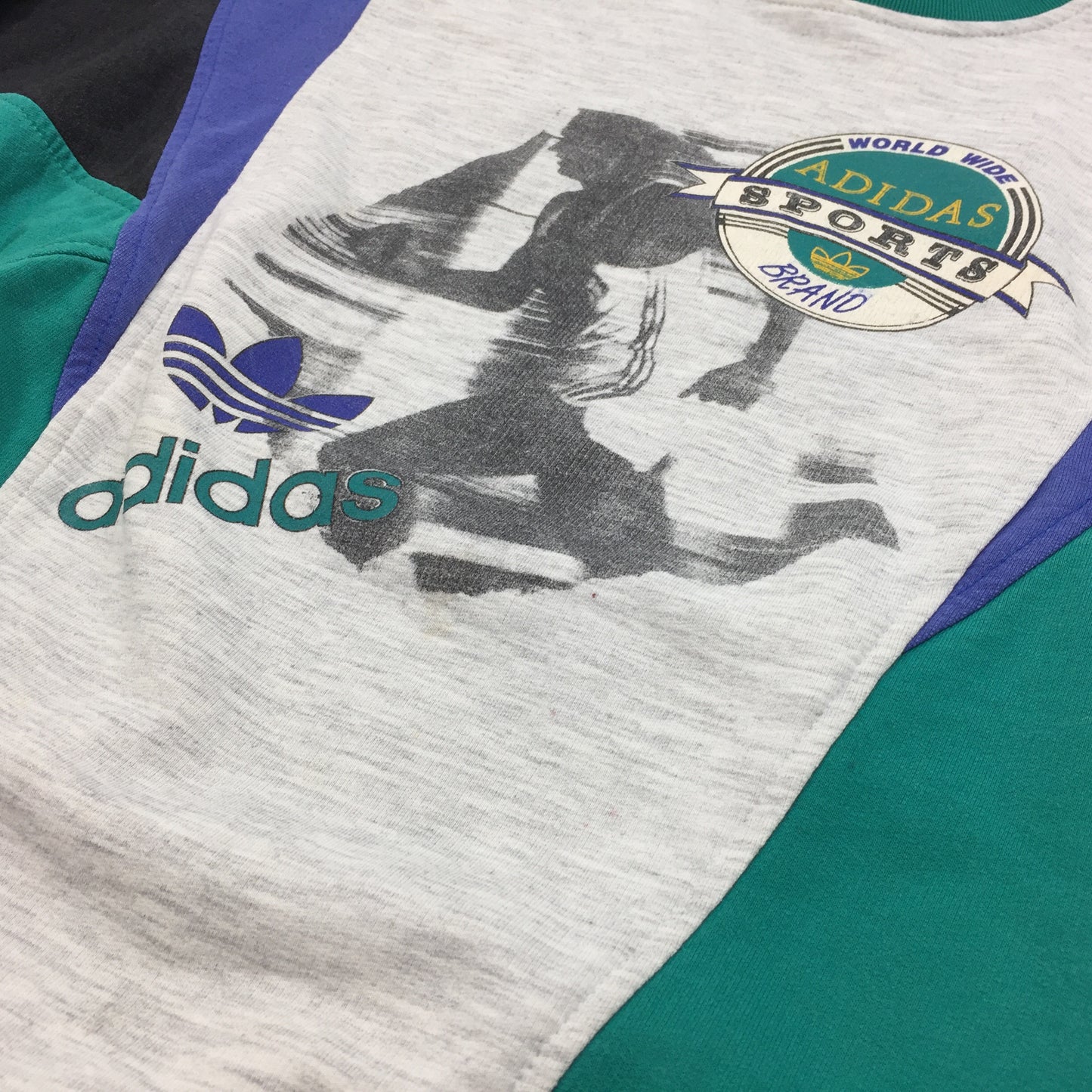 0347 Adidas Vintage 80‘s Sweater