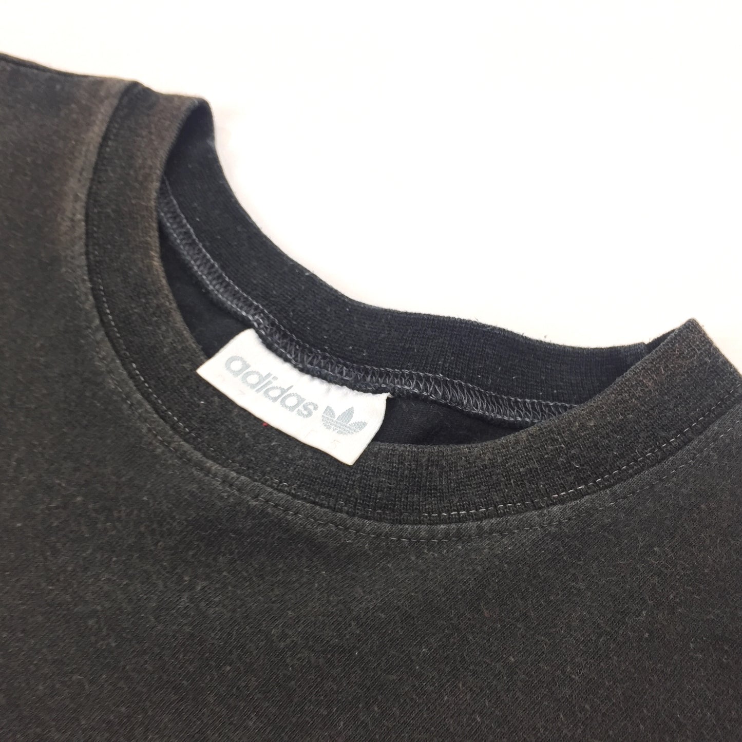 0547 Adidas Vintage 80s Logo T-Shirt