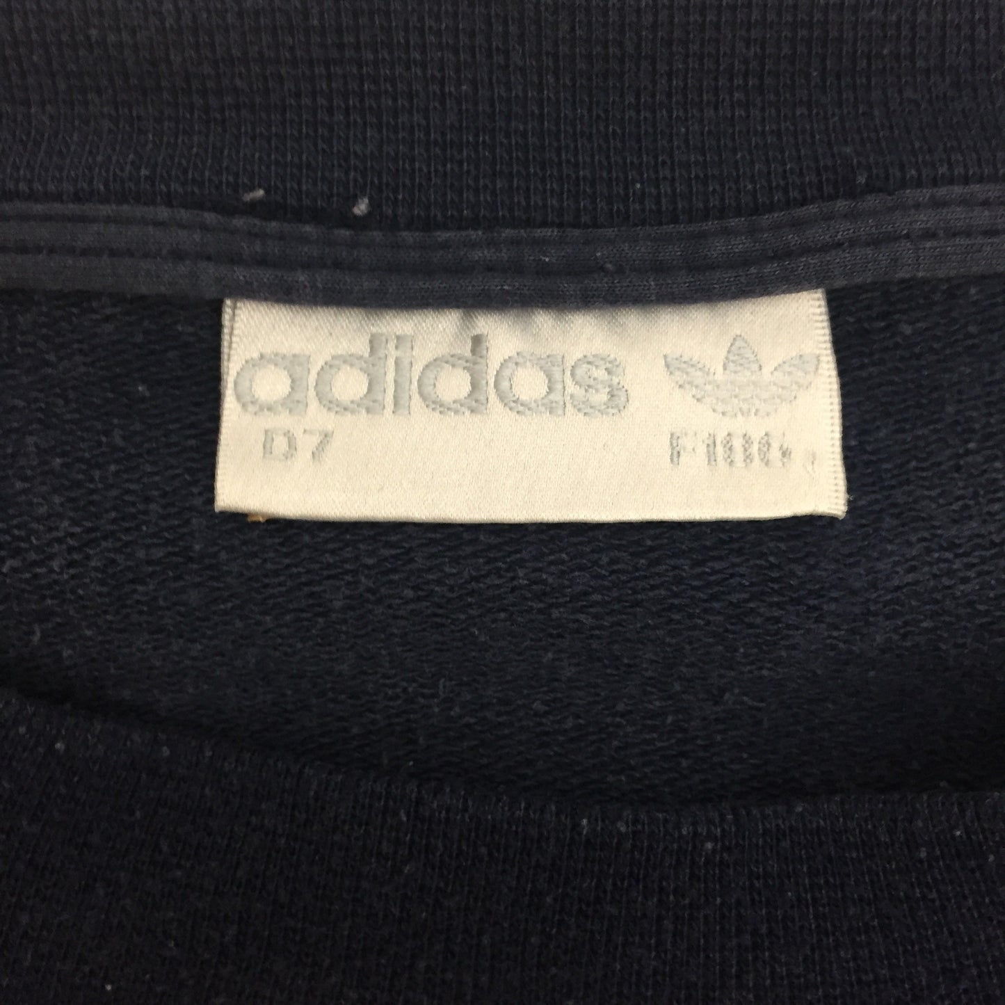 0020 Adidas Vintage Sweater