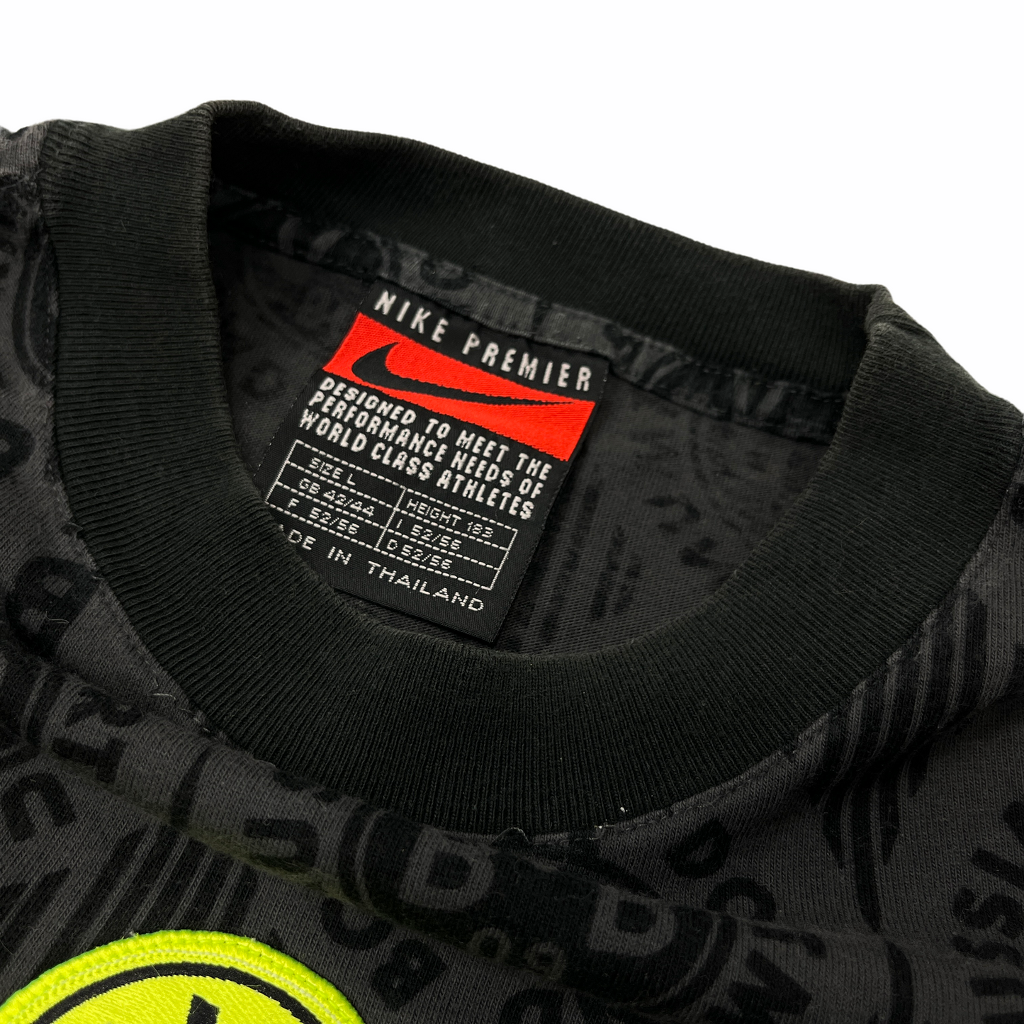 0864 Nike 90s Borussia Dortmund Tshirt