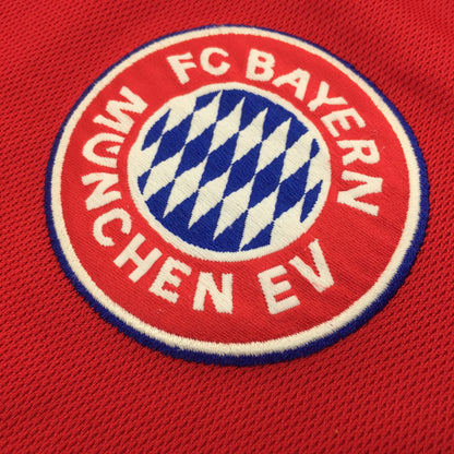 0503 Adidas Vintage Bayern München Pizarro Soccer Jersey 2001/2002 Third